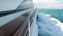 Yacht MAKARENA -  Side Deck